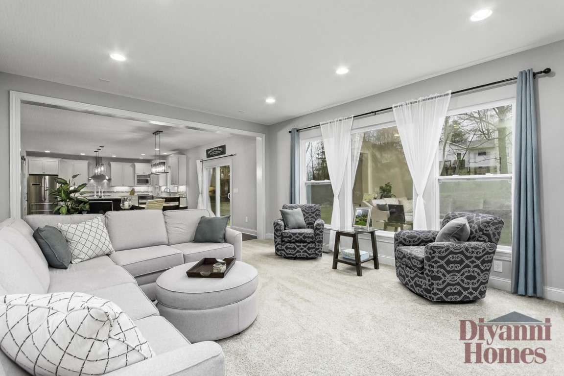 Sequoia II Living Area